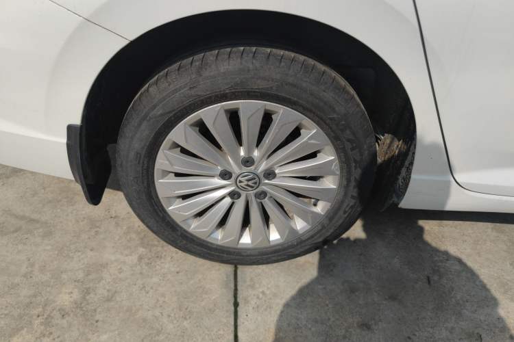 Used Volkswagen Lavida 2019 1.5L Manual Comfort Edition China VI Standard