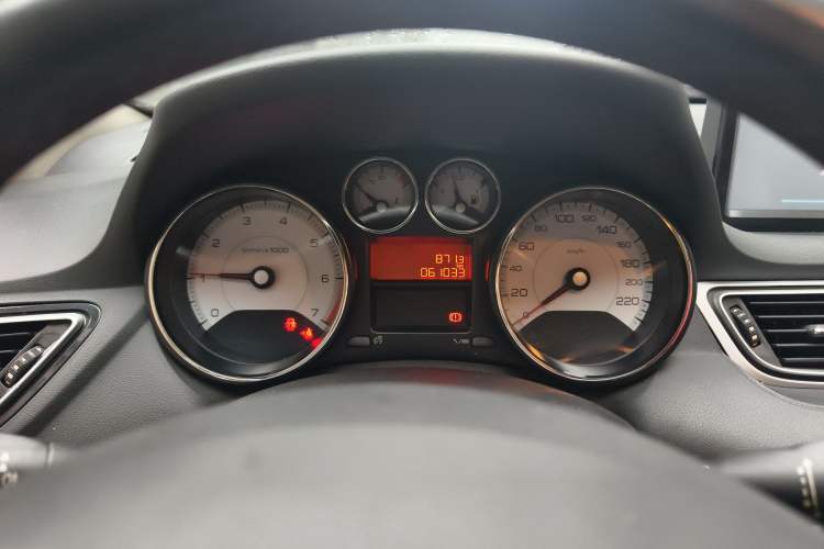 Used Peugeot 308 2014 Enjoy Edition Classic 1.6L Manual Fashion Model
