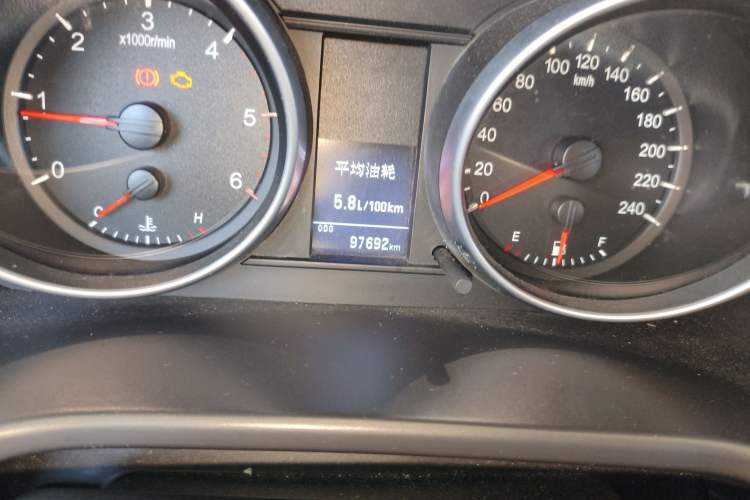 Used Haval H6 2014 Sport Edition 2.0T Diesel Manual Two-Wheel-Drive Elite Model