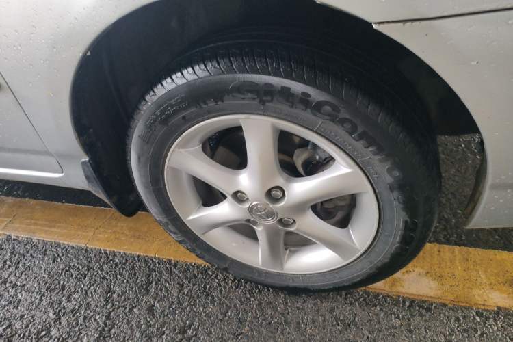 Used Toyota Corolla EX 2011 1.6L Automatic Luxury Edition
