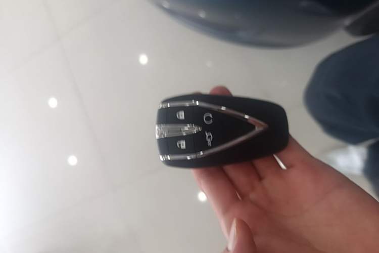 Used CHANGAN Eado 2022 PLUS Blue Whale NE 1.4T GDI DCT Prestige Edition
