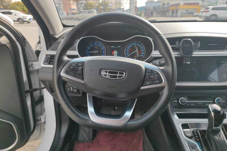 Used Geely Auto Emgrand 2019 Leading Edition 1.5L CVT Luxury Model China VI Standard