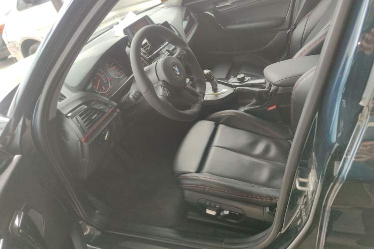 Used BMW 1 Series 2016 120i Sport Design Package