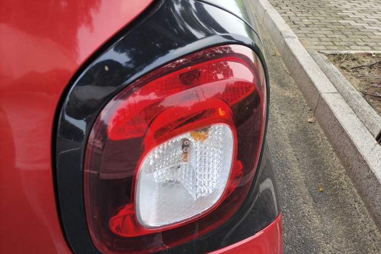 Used smart forfour 2016 1.0L 52 kW Passion Edition