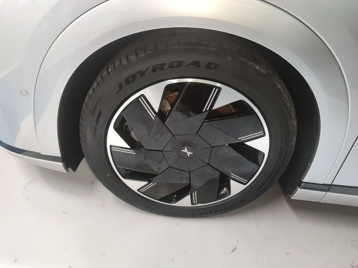 XPeng X9 2024 640 All-Wheel Drive High-Performance Max — снимка 10