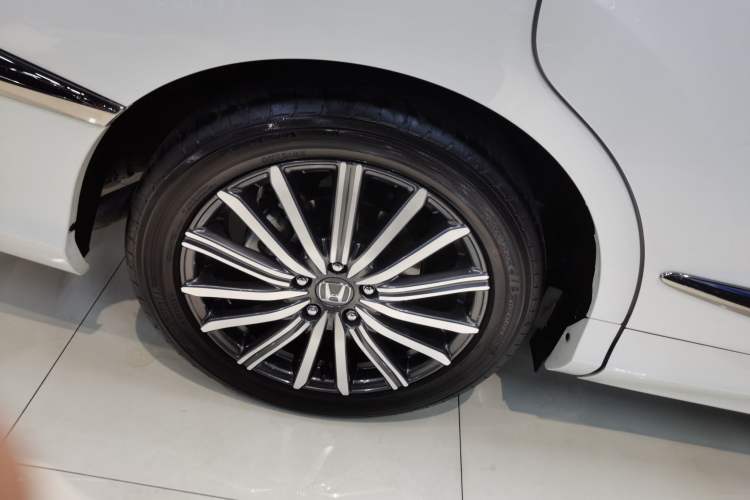 Used Honda Elysion 2022 2.0L eHEV Luxury First Edition
