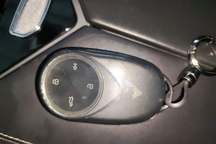 Used NETA S 2022 Extended-Range Version 1160 km Range Rear-Wheel Drive Mid-Grade
