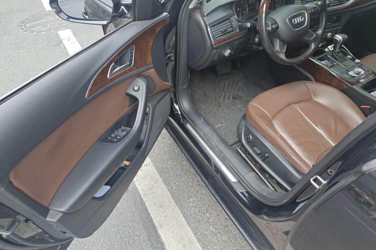 Used Audi A6L 2014 30 FSI Comfort Model
