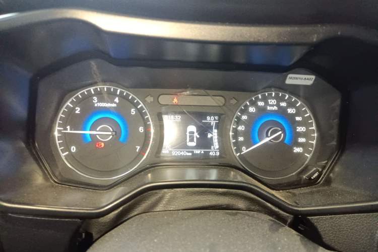 Used Dongfeng Fengon 580 2016 1.5T Manual Luxury Edition
