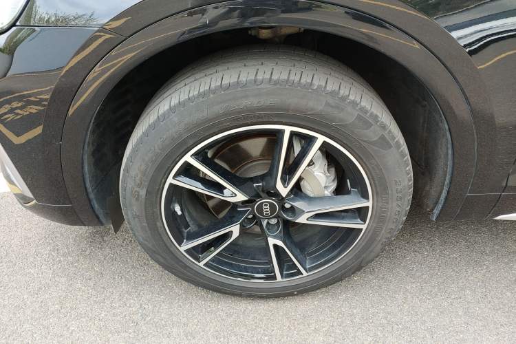 Used Audi Q5L 2024 40 TFSI Fashion Dynamic Model
