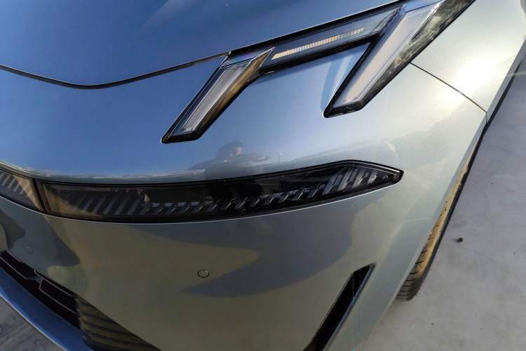 Used Lynk & Co 07 2024 EM-P 126 Long-Range Ultra
