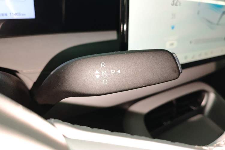 Used BYD Sealion 06 New Energy 2025 Model EV 605 Navigation Pro Edition Gear Lever