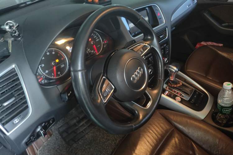 Used Audi Q5 2016 40 TFSI Comfort Model
