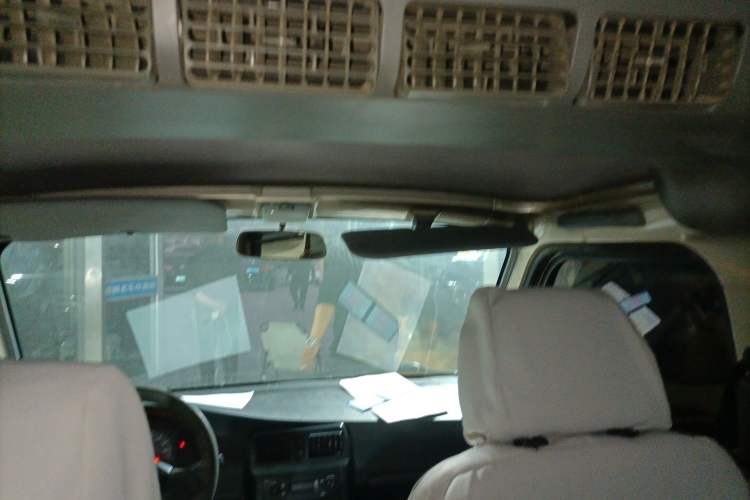 Used Wuling Rongguang 2011 1.2L Base Version
