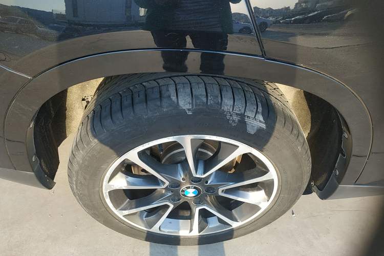 Used BMW X5 2017 xDrive35i Standard Model U.S. Specification
