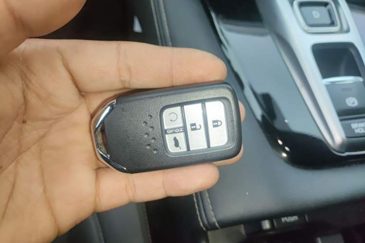 Used Honda UR-V 2020 370TURBO Two-Wheel Drive Luxury Edition Vehicle Key