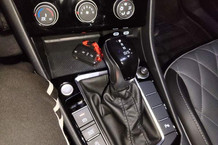 Used Volkswagen Sagitar 2023 300TSI DSG Excellence Edition