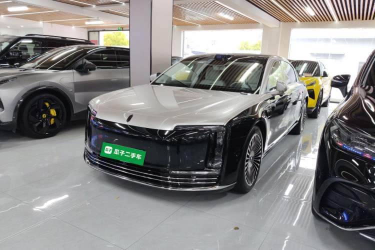 Used Hima S800 2025 Model, Range-Extended Starlight Executive Edition, 4 Seats