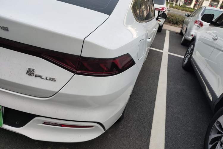 Used BYD Qin PLUS 2023 Champion Edition EV 510KM Leading Model
