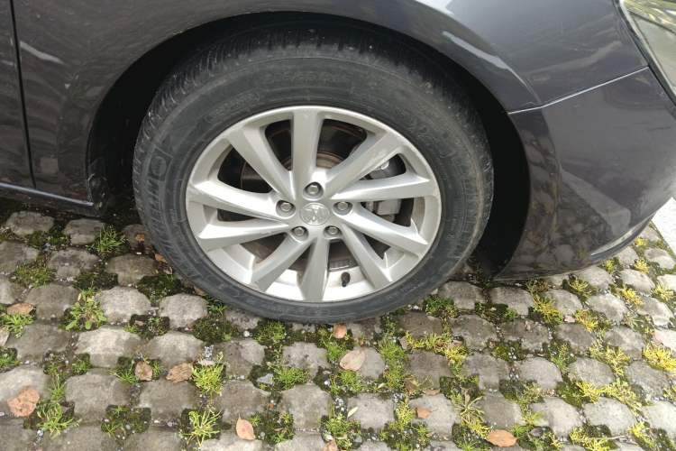 Used Buick Verano 2015 Sedan 15S Automatic Leading Model