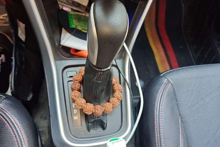 Used Suzuki S-Cross 2014 1.6L CVT Two-Wheel Drive Elite Version Gear Lever