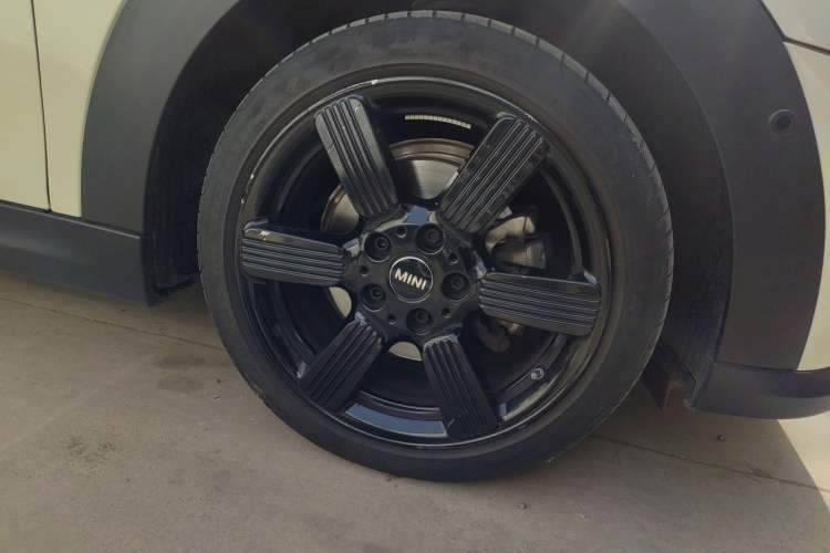 Used MINI 2022 1.5T COOPER Artist
