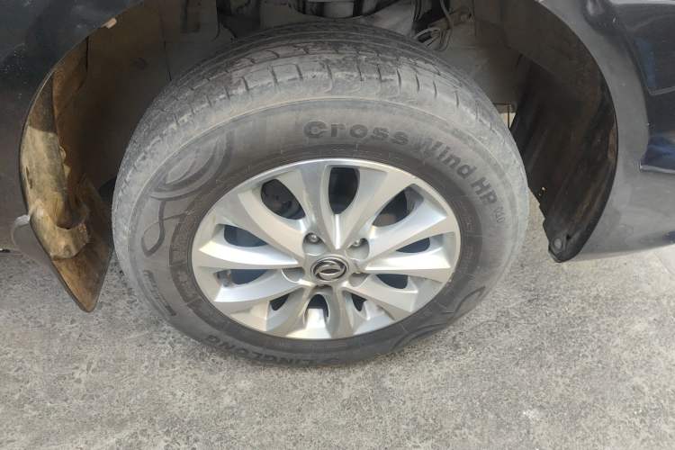 Used FORTHING Lingzhi 2018 M5L 1.6L 7-Seater Luxury Model
