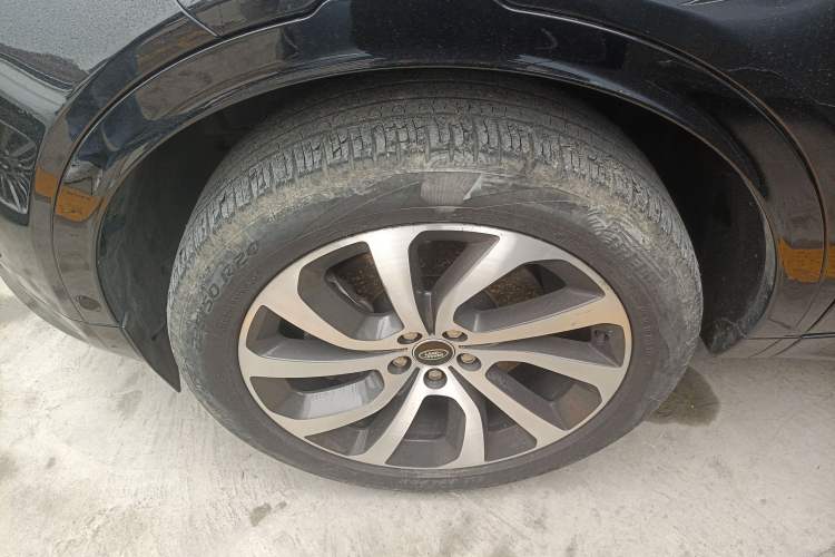 Used Land Rover Discovery Sport 2020 249 PS R-Dynamic Performance Tech Edition 7 Seats