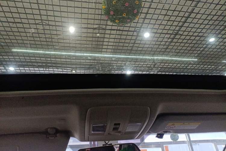 Used Mazda 3 Axela 2017 Sedan 1.5L Automatic Luxury Model Emission Standard China V Headliner