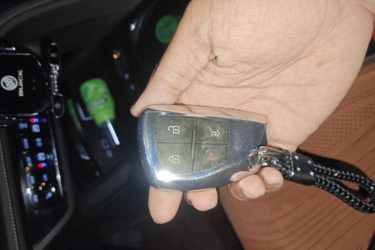 Used Buick Envision 2023 Encore Plus 652T Five-Seat Luxury Model
