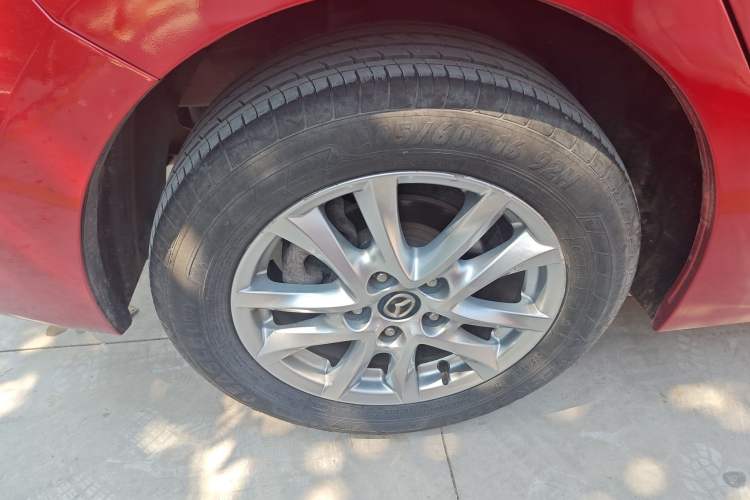 Used Mazda 3 Axela 2017 Sedan 1.5L Automatic Comfort Model Emission Standard China V