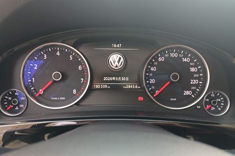 Used Volkswagen Touareg 2016 3.0 TSI Standard Version Instrument Cluster