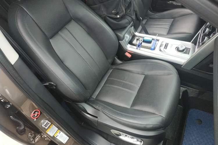 Used Land Rover Discovery Sport 2017 2.0T SE
