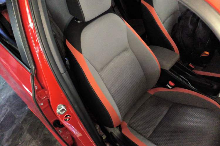 Used Honda LIFE 2021 1.5L CVT SPO-SS Dynamic Edition Right Front Seat