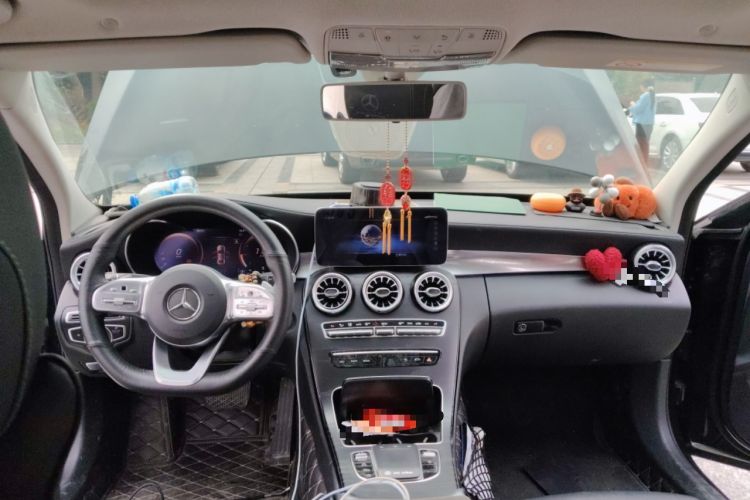 Used Mercedes-Benz C-Class 2020 C 200 L Fashion Edition Sport Version Center Console