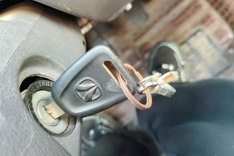 Used BAIC Weiwang 306 2016 1.2L Basic Version 5 Seats A12 China V Emission Standard