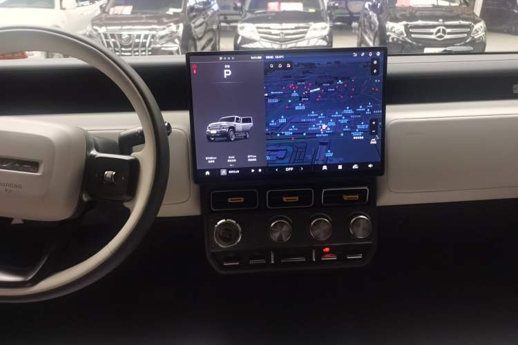 Used iCAR V23 2025 401 Two-Wheel Drive Advanced Edition Audio And AC Panel