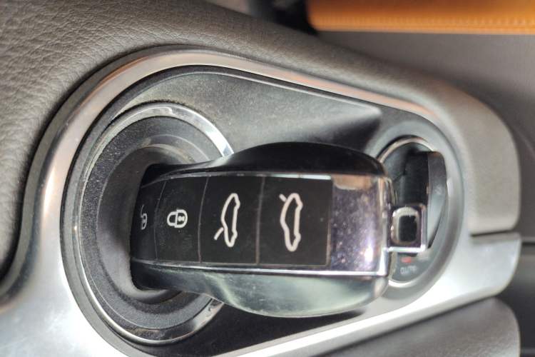 Used Porsche Boxster 2013 Boxster 2.7L Vehicle Key