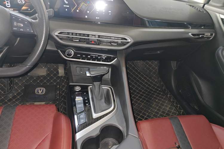 Used CHANGAN Eado 2021 PLUS Blue Whale NE 1.4T GDI DCT Flagship Model Gear Lever