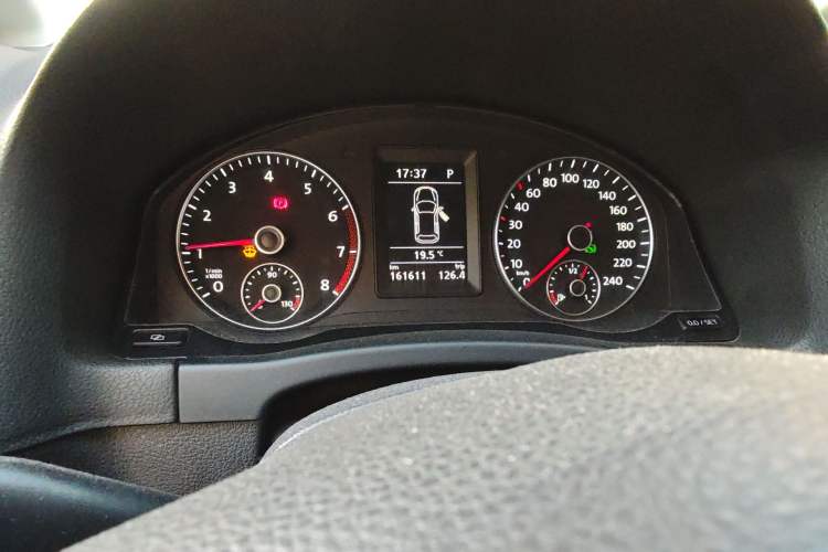 Used Volkswagen Golf 2011 1.4TSI Cross Golf
