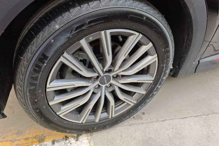 Used JETOUR X70 PRO 2023 1.6T DCT Enjoy PRO 5-Seater
