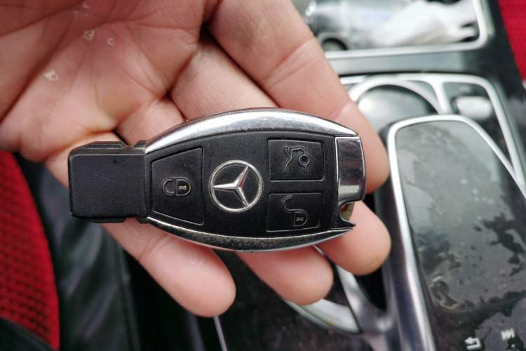Used Mercedes-Benz C-Class 2016 C 200 L Sport Edition Vehicle Key