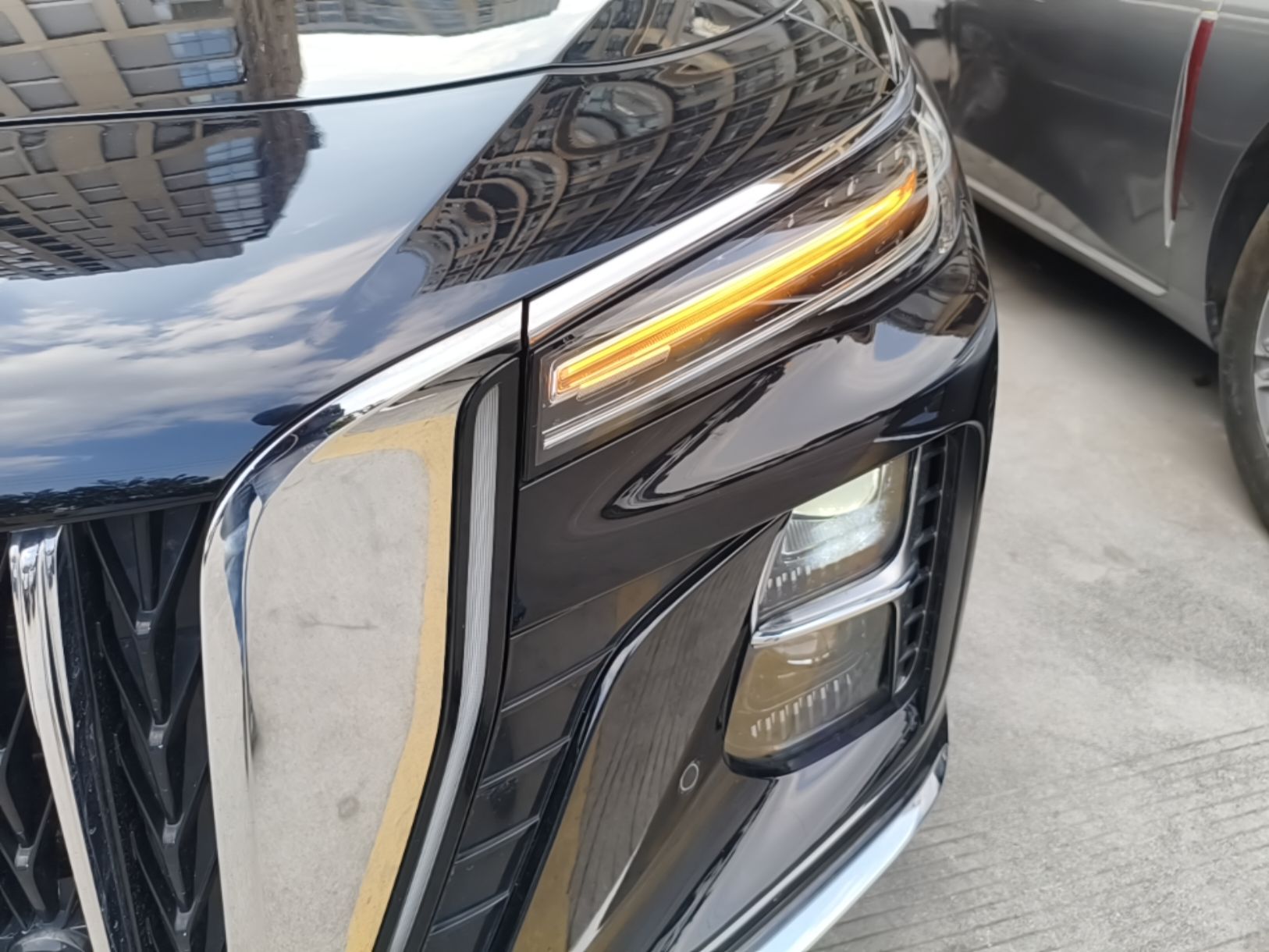 Hongqi H5 2023 2.0T Automatic Smart Connect Flagship Edition - Chinese Trim Chang — снимка 8