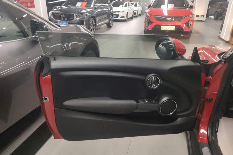 Used MINI MINI 2018 1.5T ONE PLUS
