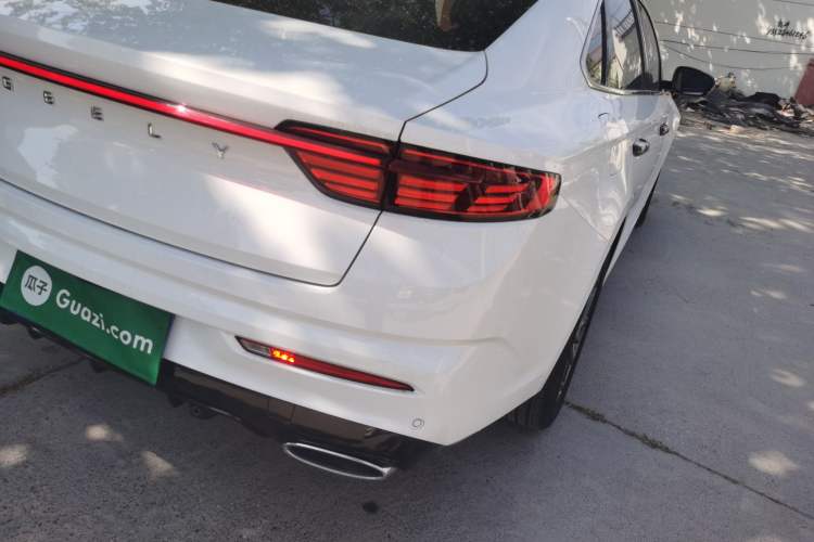 Used Geely Auto Preface 2023 2.0TD Luxury Version Right Rear Taillight