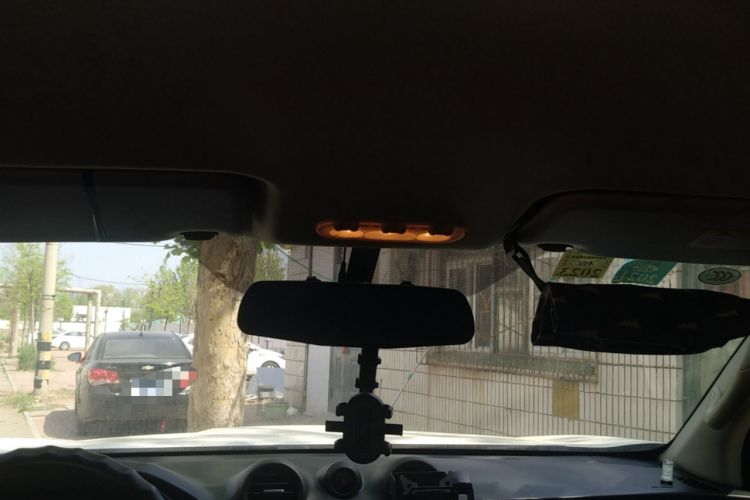 Used Dongfeng Ruichi 6 2020 2.3T Manual Two-Wheel Drive Diesel Standard Version China VI Emission Standard with Long Cargo Bed M9T Headliner