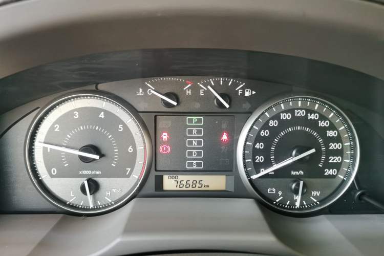 Used Toyota Land Cruiser 2015 4.6L V8 Low-Power Version Middle East Edition