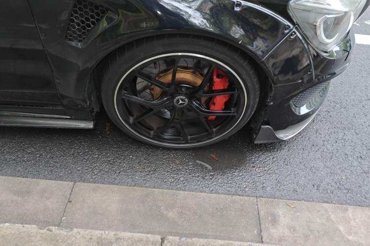 Used Mercedes-Benz CLA 2014 CLA 260 4MATIC Right Front Wheel Hub