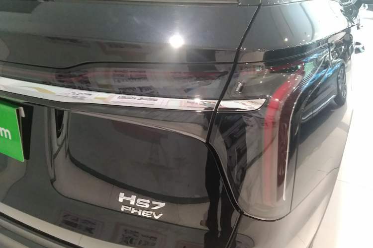 Used Hongqi HS7 PHEV 2024 2.0T PHEV Four-Wheel Drive Flagship Edition 7 Seats
