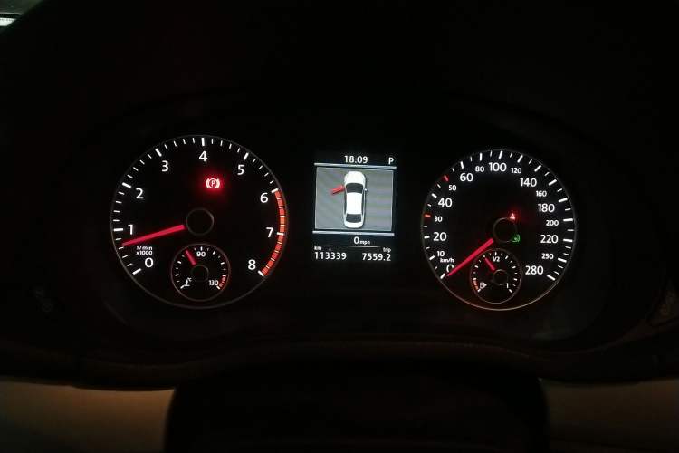 Used Volkswagen Passat 2014 1.8TSI DSG Prestige Edition Instrument Cluster